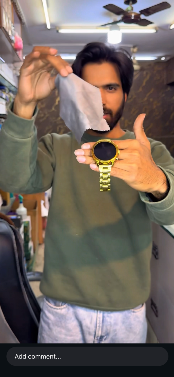 Dubai edition gold watch