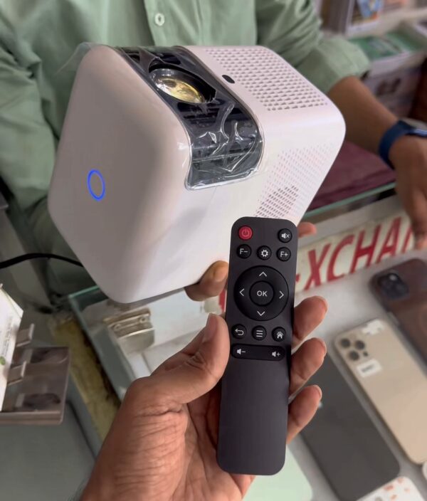 HD PROJECTOR